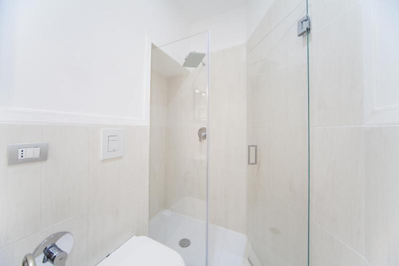 One-Bedroom House image 3