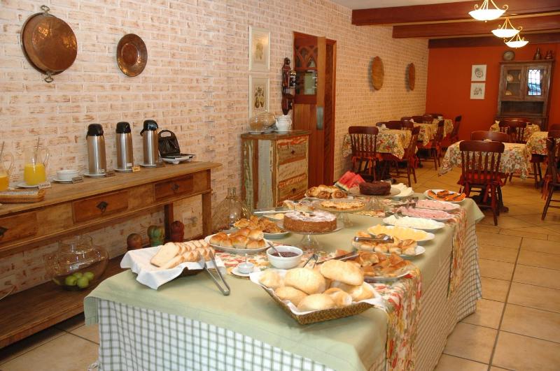 Pousada Chablis - image 4