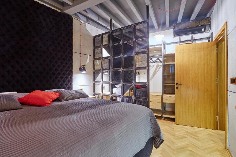 Apartment image 3