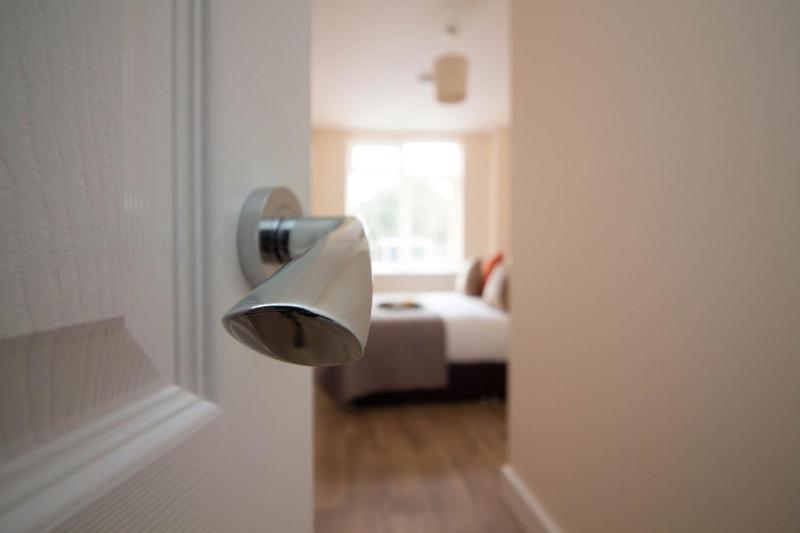 Two-Bedroom Apartment image 3