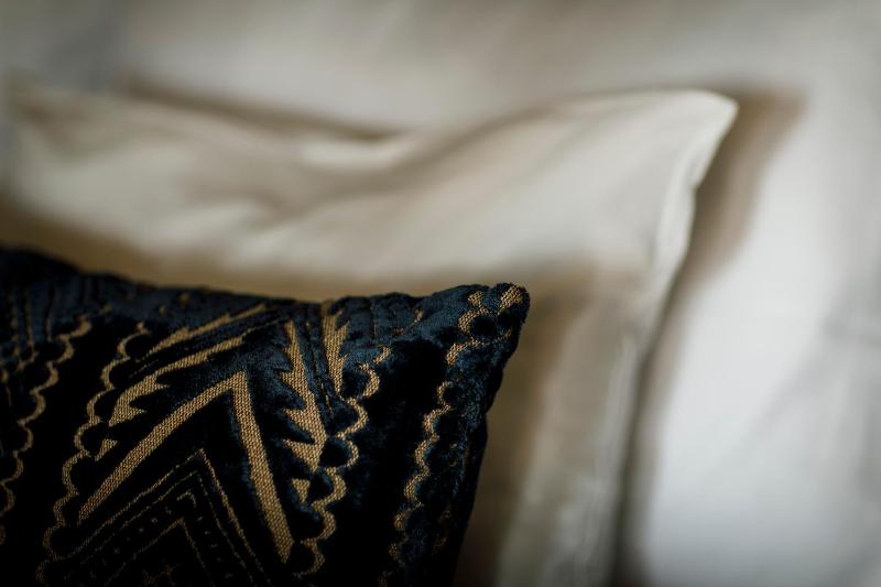 Studio Apartment image 3