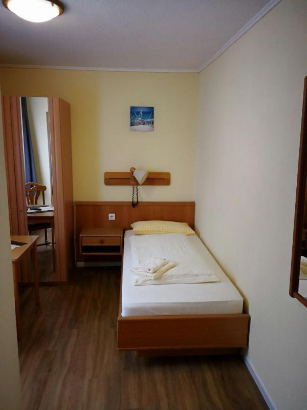 Weinhaus Hotel - image 12