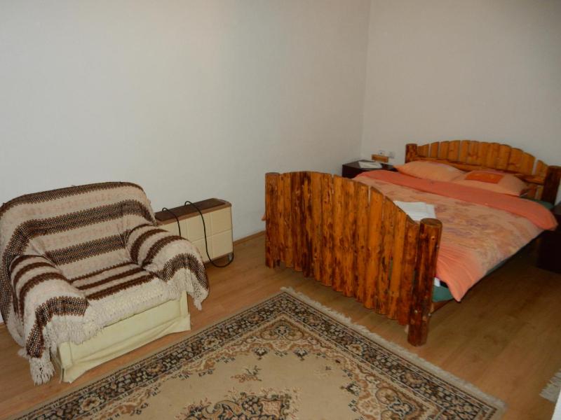 Triple Room with Shower image 2
