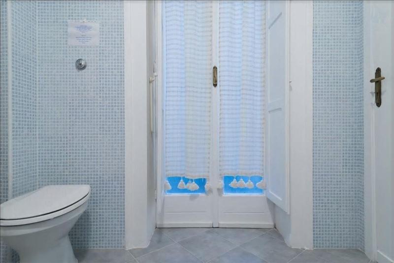 Double Room with Private Bathroom image 4