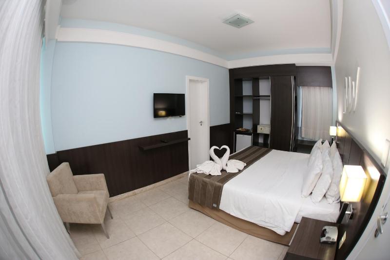 Real Classic Hotel - image 15