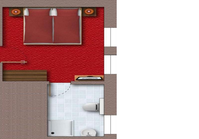 Deluxe Double Room with Balcony image 1