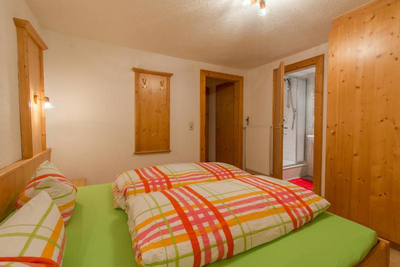 Three-Bedroom Apartment (8 Adults) image 3