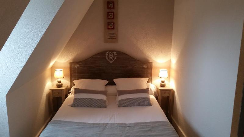 Double Room image 2