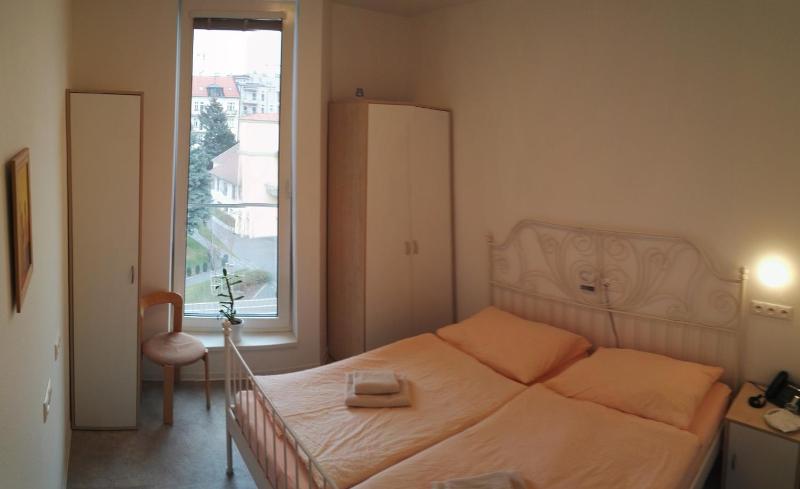 Standard Double Room image 1