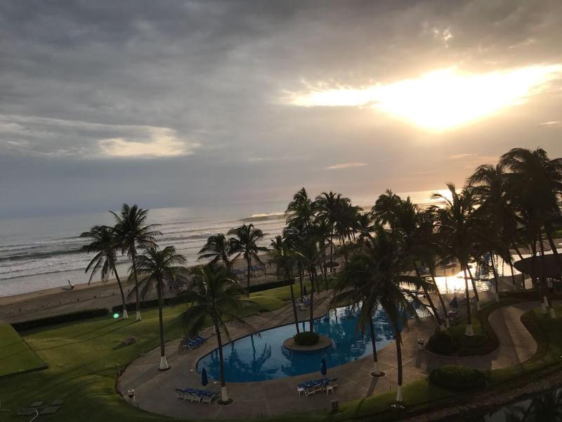 Mayan Vidanta Playa Departamento 2 Y 3 Recamaras varias albercas - image 10