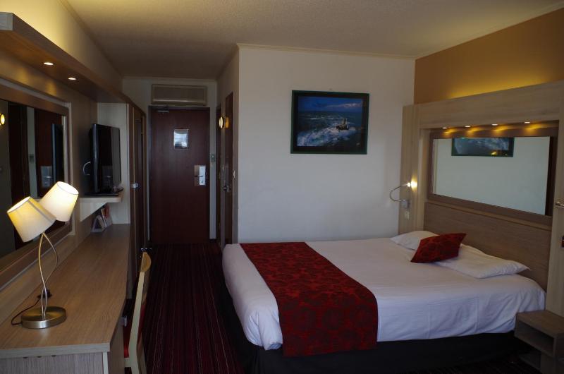 Superior Double Room image 4