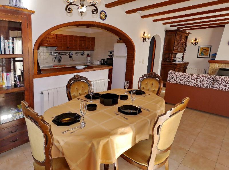 Villa Yvonne - chill out free WIFI close to facilities - image 41