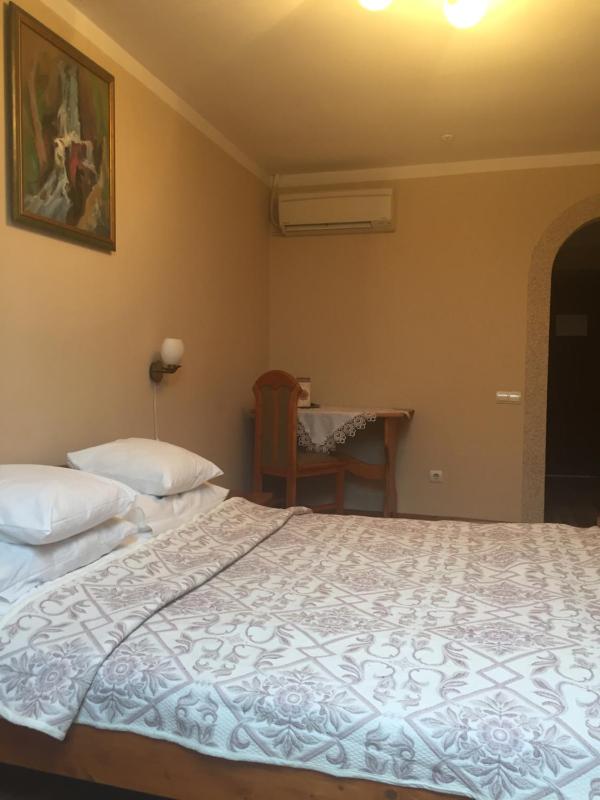 Double Room - Attic image 4