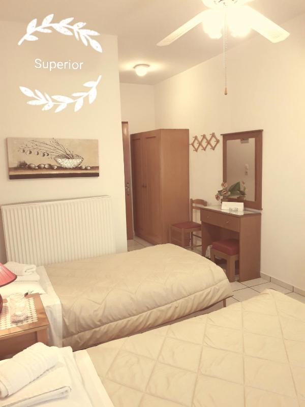 Triple Room image 3