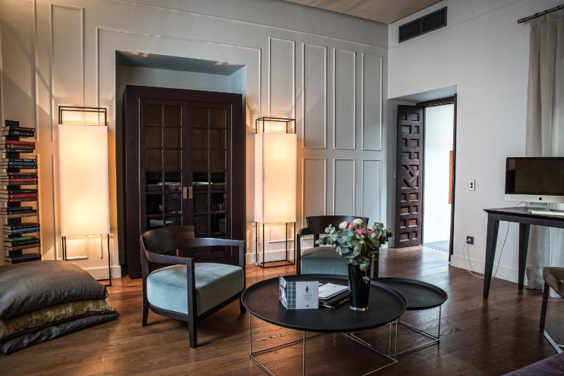 Junior Suite image 2