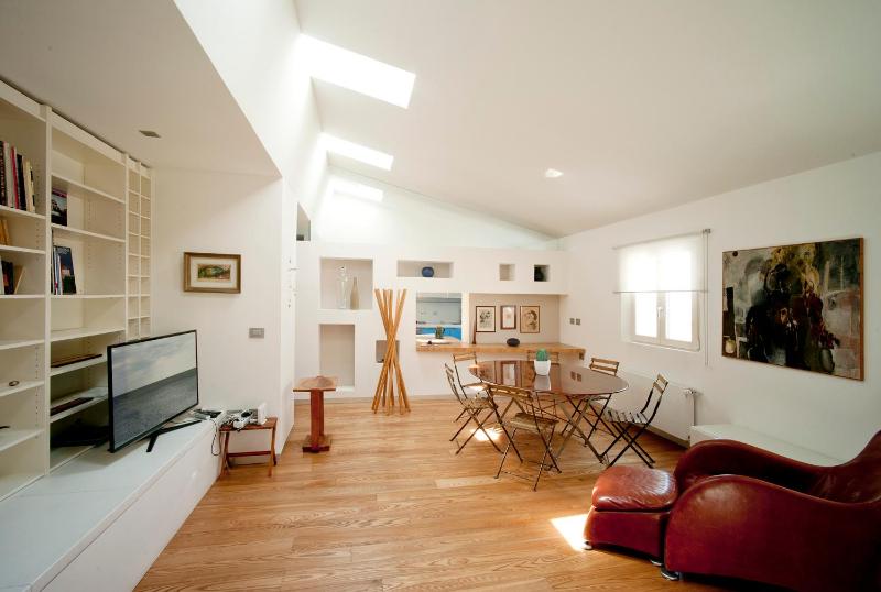 One-Bedroom Apartment with City View - Separate Building