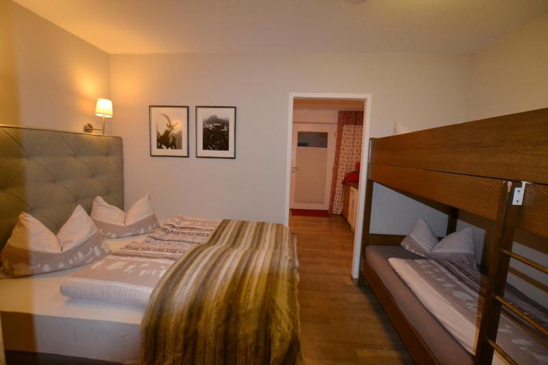 Apartment with Mountain View image 4