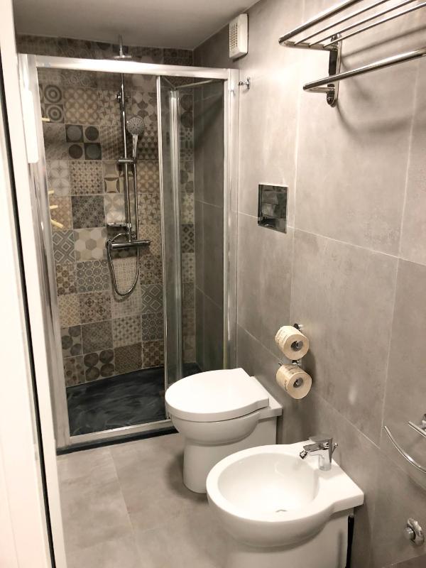 Studio Apartment - Split Level (Ground Floor) image 4