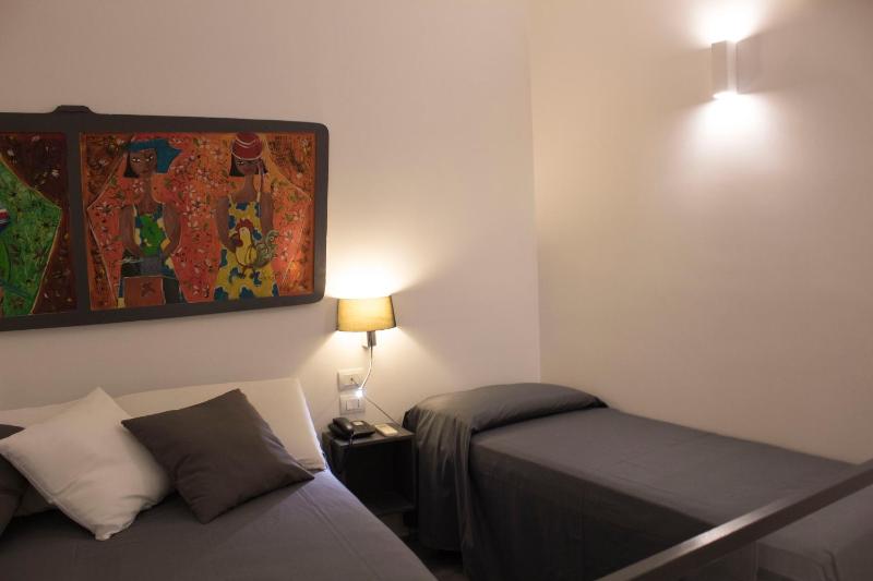 Studio Apartment - Ground Floor (3 Adults) image 3