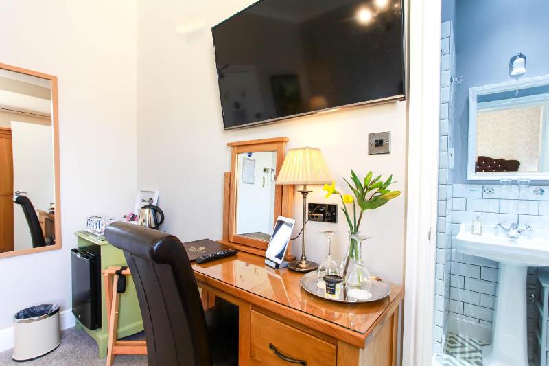 Tyndale Boutique B&B - Adults Only - image 9