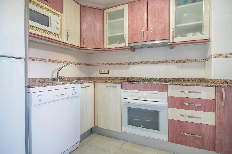 Three-Bedroom Apartment (7 Adults) image 4