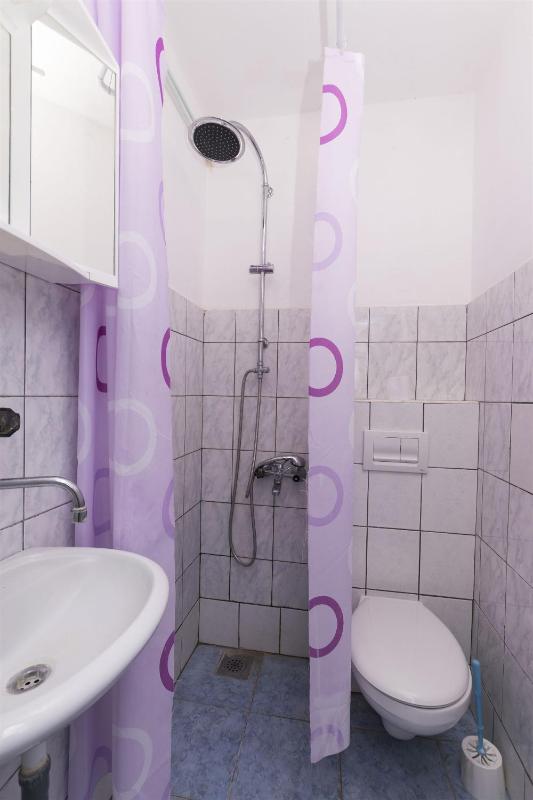Two-Bedroom Apartment with Patio image 2