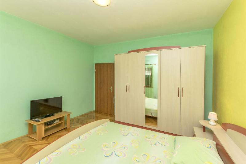 One-Bedroom apartment Standard image 4