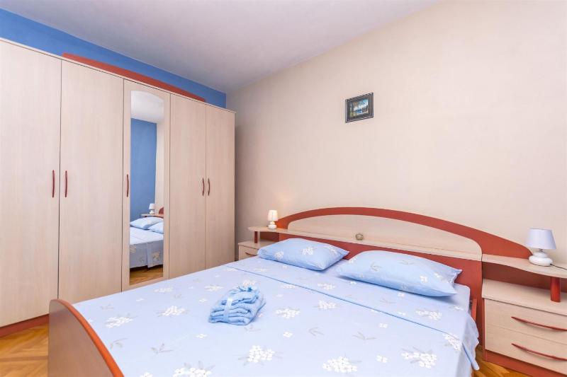 One-Bedroom Apartment - Ground Floor image 4