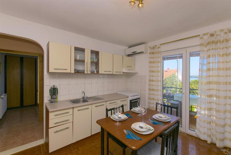 One-Bedroom apartment Standard image 4