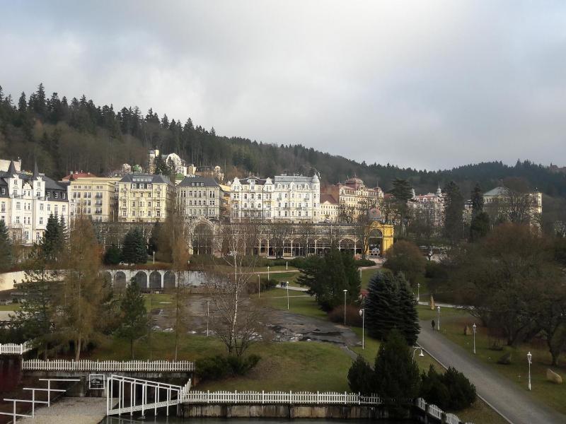 Apartment with Colonnade View  image 1