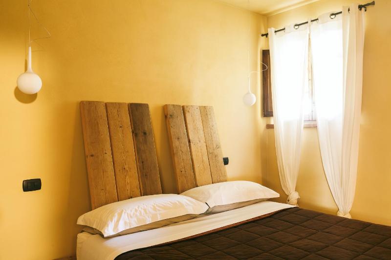 Two-Bedroom Apartment image 3