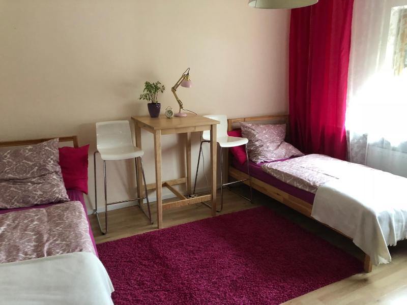 Standard Twin Room image 2