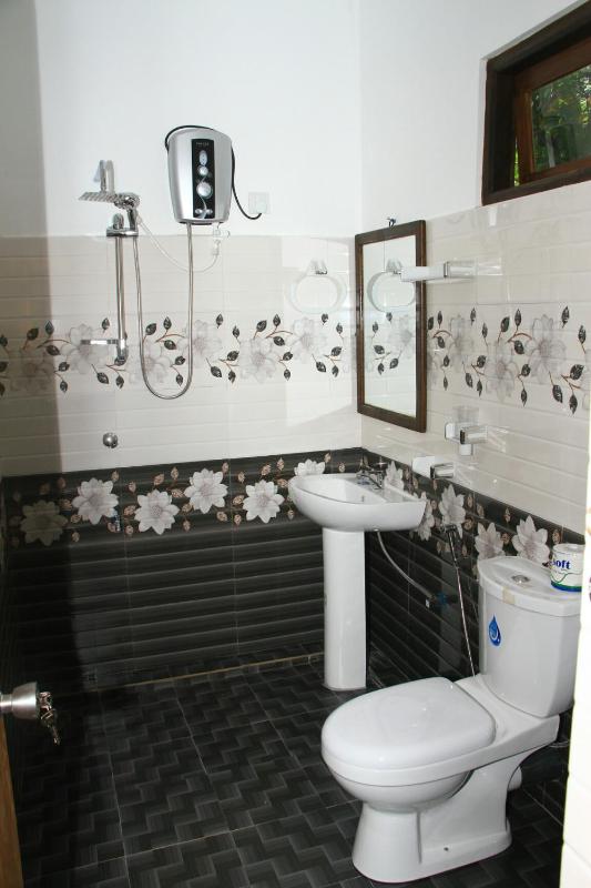 Nethmi Homestay - image 12