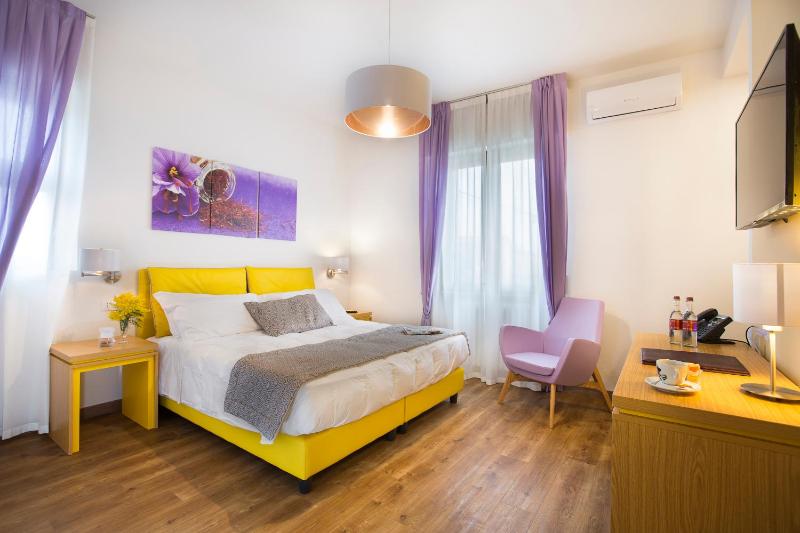 Superior Double Room image 1