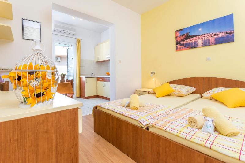 Apartment with Garden View image 1