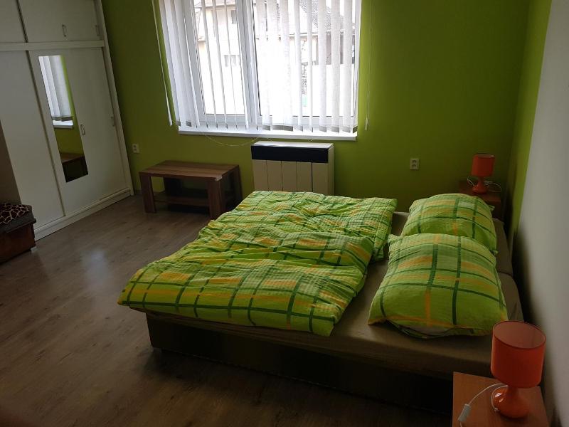 Triple Room with Private Bathroom image 3