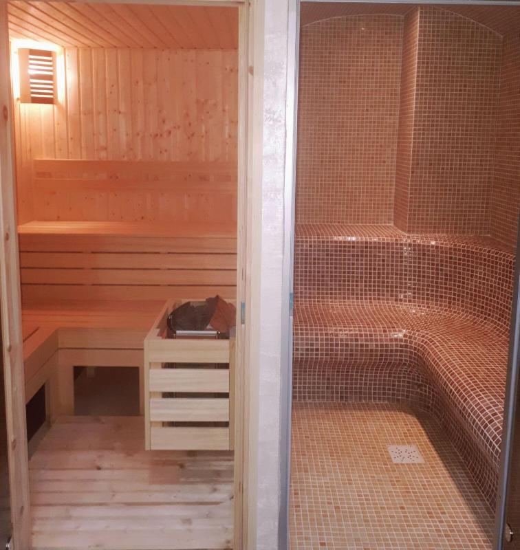 Double or Twin Room with Spa Access image 3