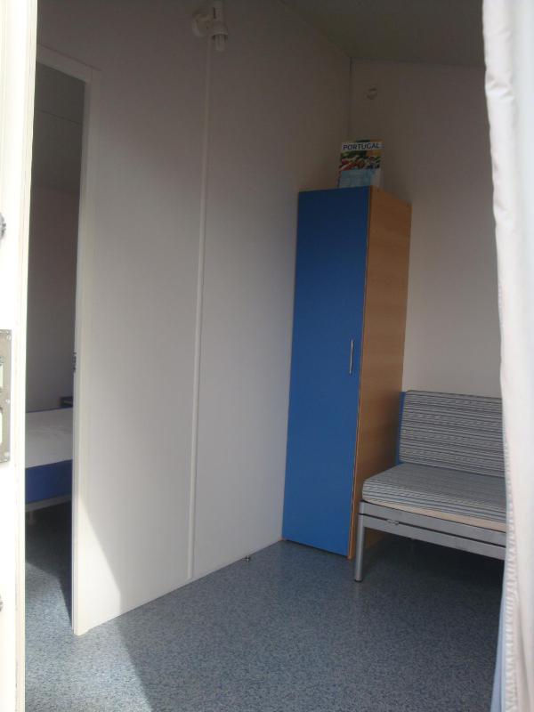 Caravan with Shared Bathroom image 3