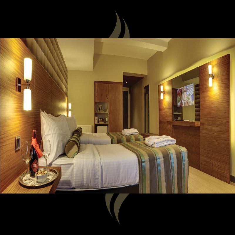 Double Room image 3
