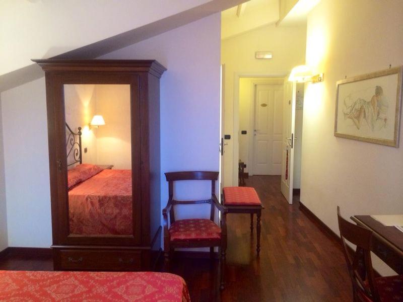 Standard Single Room image 1