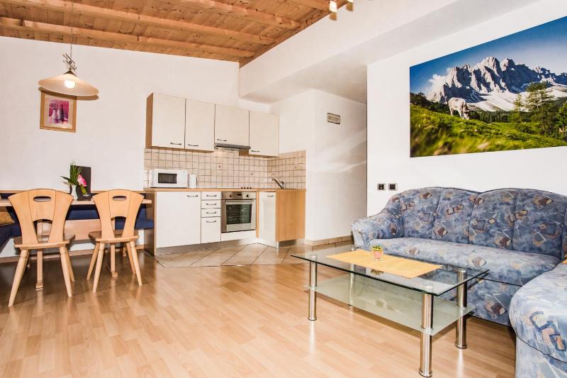 Apartment image 3