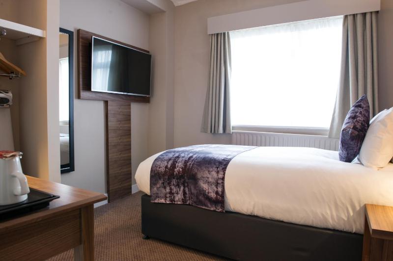 Single Room image 4