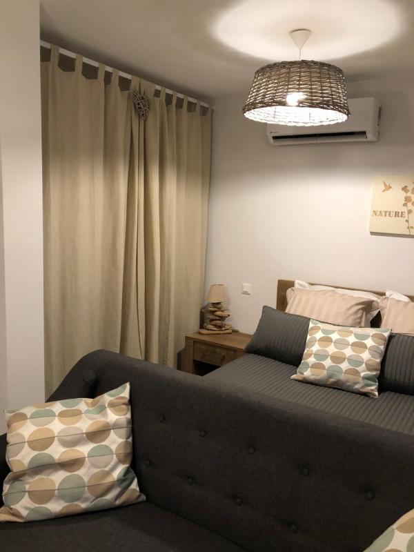 Double Room with Garden View image 2