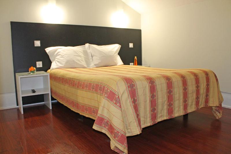 Budget Double Room image 3