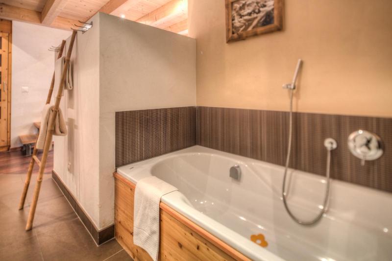 Quadruple Room with Matterhorn View image 3