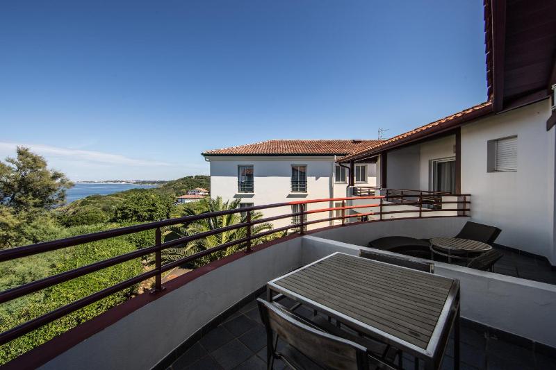 Double or Twin Suite image 3