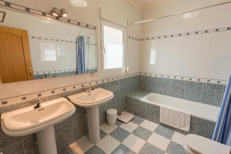 Villa Chris best area of Calpe - by Holiday Rentals Villamar - image 36
