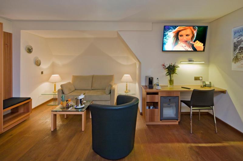 Junior Suite image 3