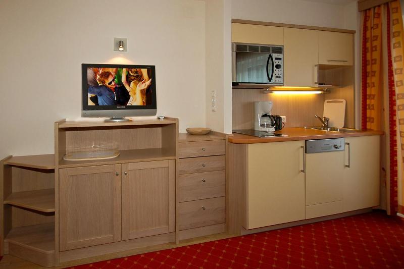 2 Bedroom Apartment with terrace image 2