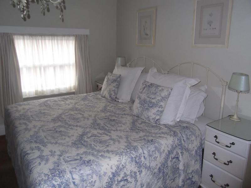 Luxury Double Room image 3